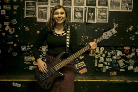 Photo of Annie Sarlin