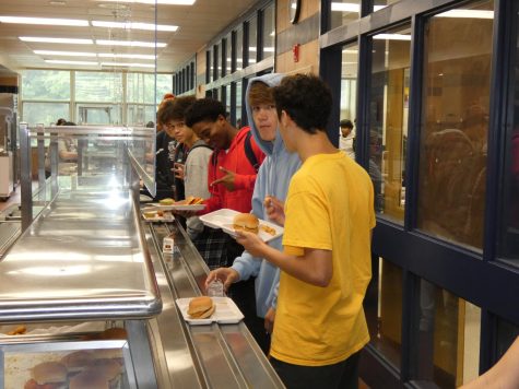MRHS Students Share Opinions on the Comeback of Paid Lunch